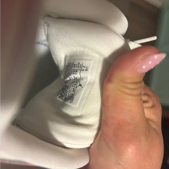 WOMENS AIR JORDAN RETRO 3 IN COLOR RUST PINK AND CRIMSON SAIL - Picture 6 of 9